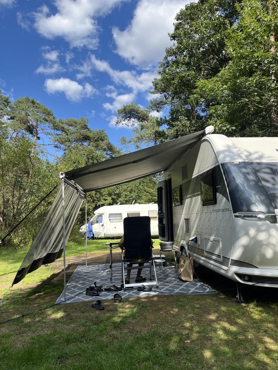 Hobby 490 KMFe Excellent Edition 2022 – Zeer compleet – 5 slaapplaatsen