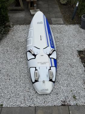 Complete surfset