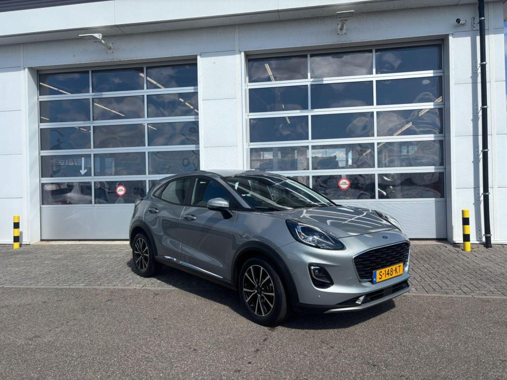 Ford Puma 1.0 ecoboost hybrid titanium