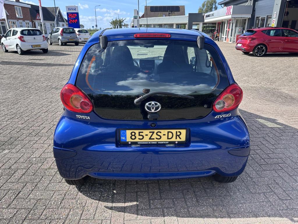 Toyota Aygo 1.0-12v +