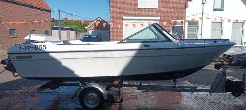 Te koop,  Beekman 520 Pallas inclusief trailer en 60PK Yamaha