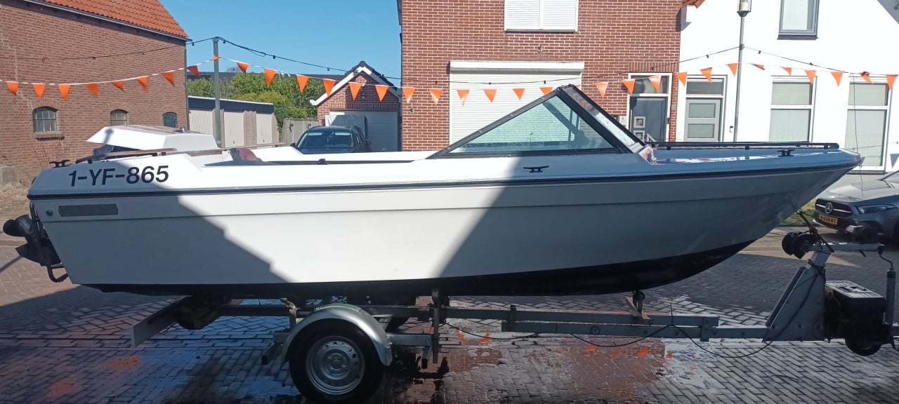 Te koop,  Beekman 520 Pallas inclusief trailer en 60PK Yamaha