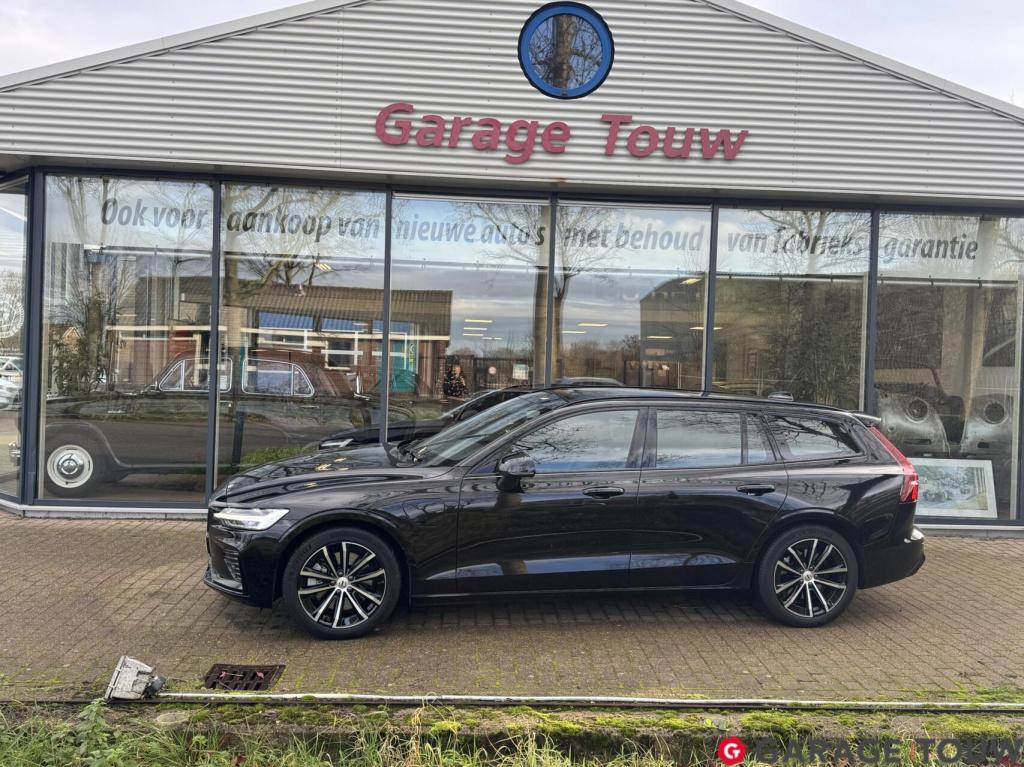 Volvo V60 2.0 t6 plug-in hybrid awd plus dark elektr.trekh.