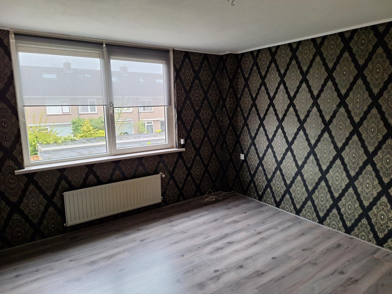 Laminaat ruim 70m2