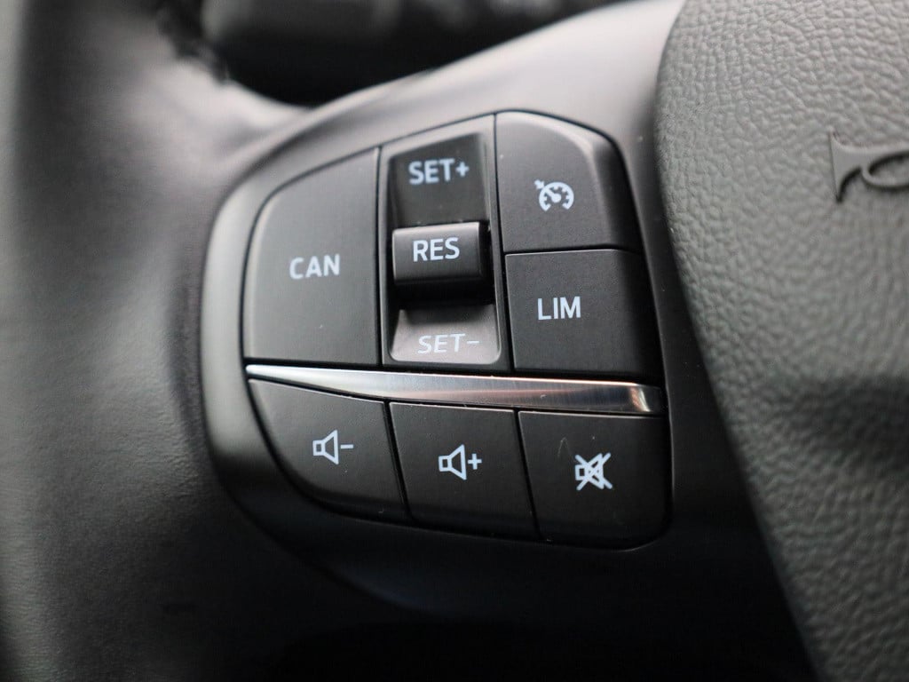 Ford Focus 1.0 ecoboost hybrid connected | parkeer sensoren | navigatie | c