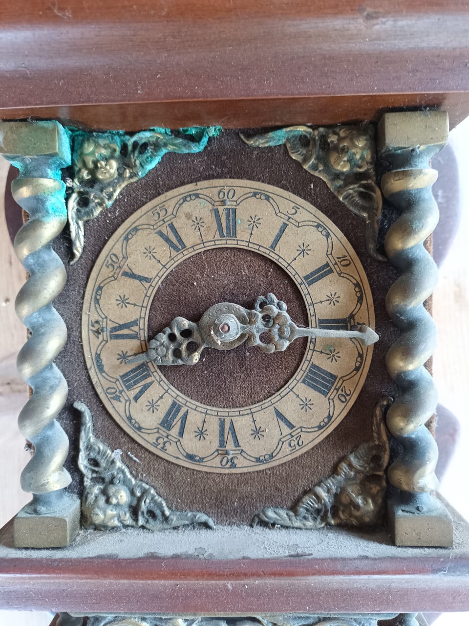 Zaanse vintage wandklok – Hubert Herr, Triberg Germany
