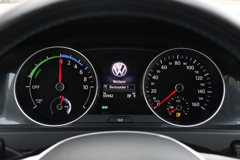 Volkswagen E-golf e-edition | soh 94,3% | navigatie | parkeersensoren | dri