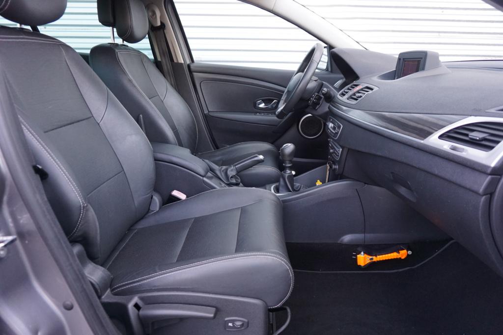 Renault Megane 1.4 tce privilége climate / navi / cruise / leder / stoelver