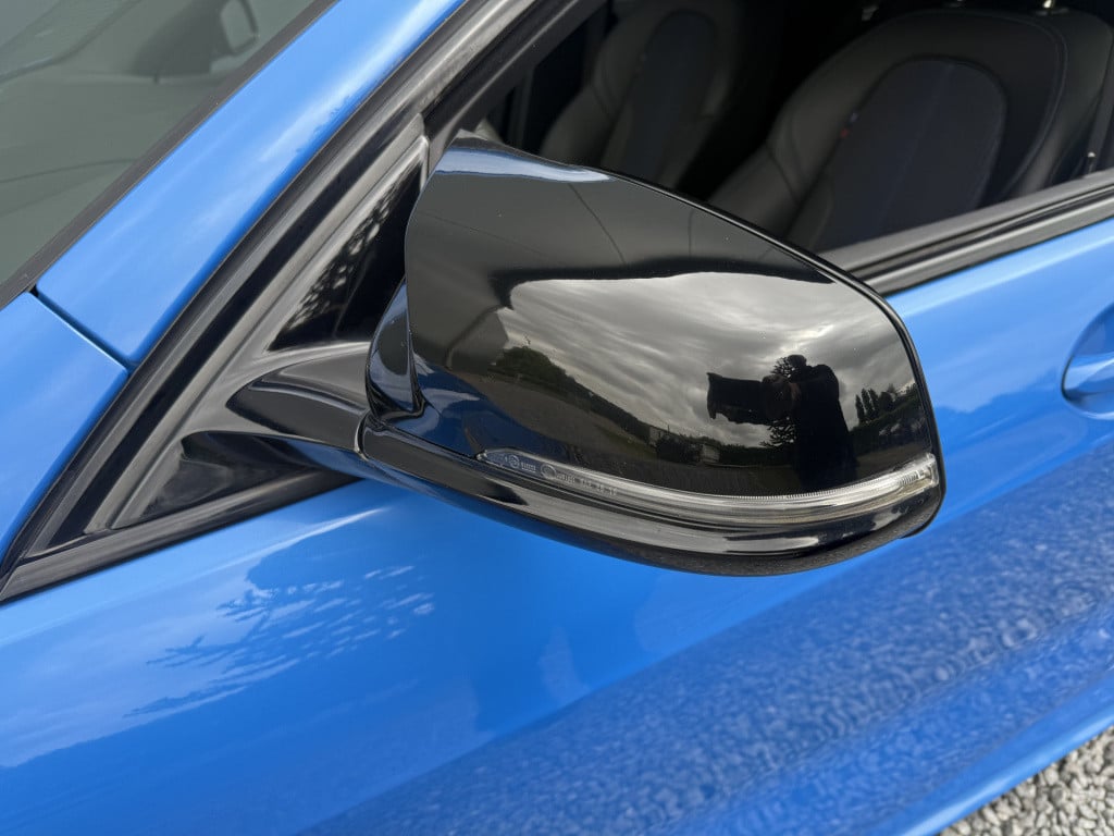 BMW 1 Serie 118i 140pk high executive m-sportpakket 5-drs