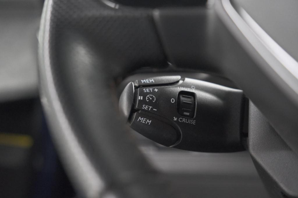 Peugeot 3008 puretech 130pk gt line avantage | trekhaak | camera | stoelver