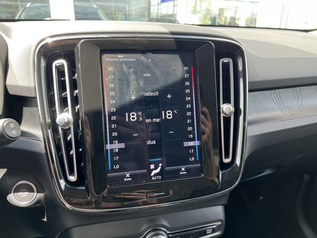 Volvo XC40 t4 211pk recharge plus bright| adap.cruise| leder| trekhaak| cam