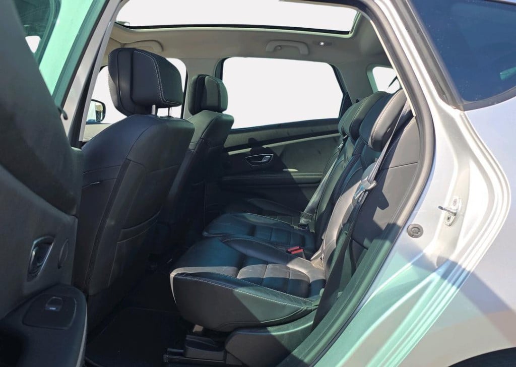 Renault Scenic 1.3 tce 160 edc initiale paris