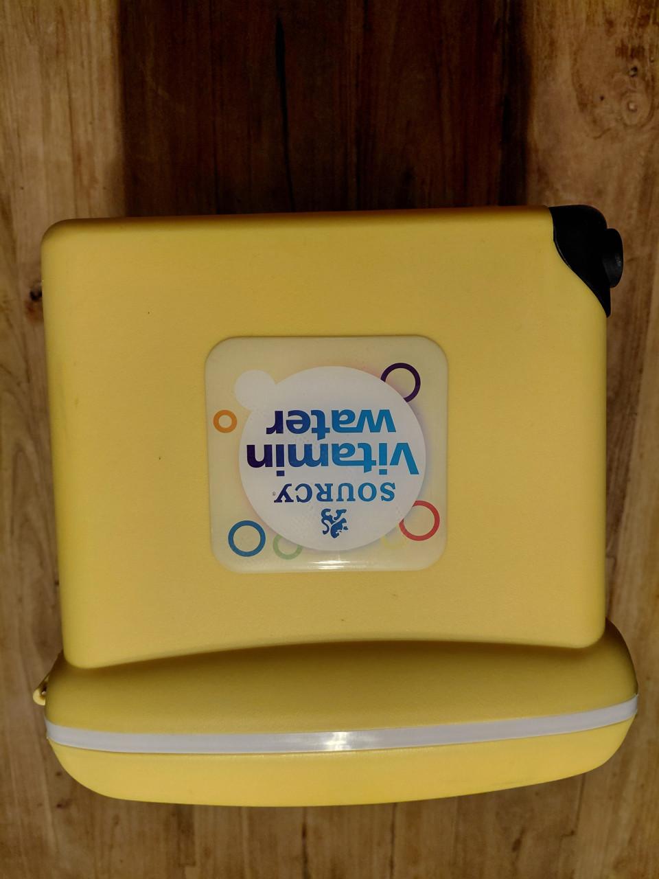 Koelbox sourcy met radio ingebouwd