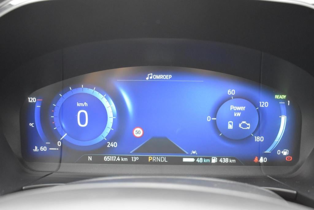 Ford Kuga 2.5 phev st-line | elektrisch wegklapbare trekhaak | climate cont