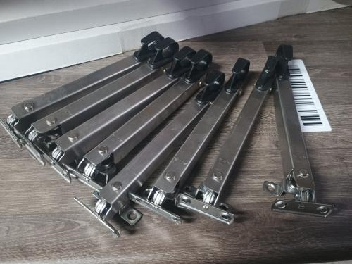 8x Nieuwe RVS raamuitzetters