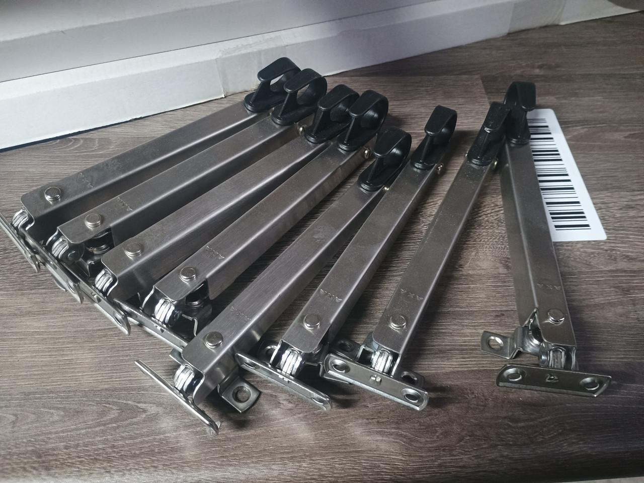 8x Nieuwe RVS raamuitzetters