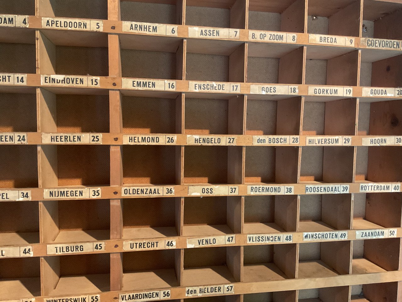 Sorteerkast Van Gend & Loos