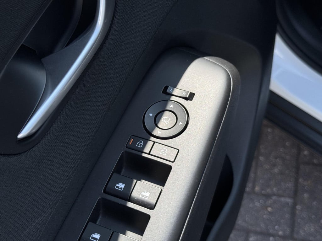 Hyundai Kona 1.6 gdi hev comfort smart | navigatie full-map | camera | stuu