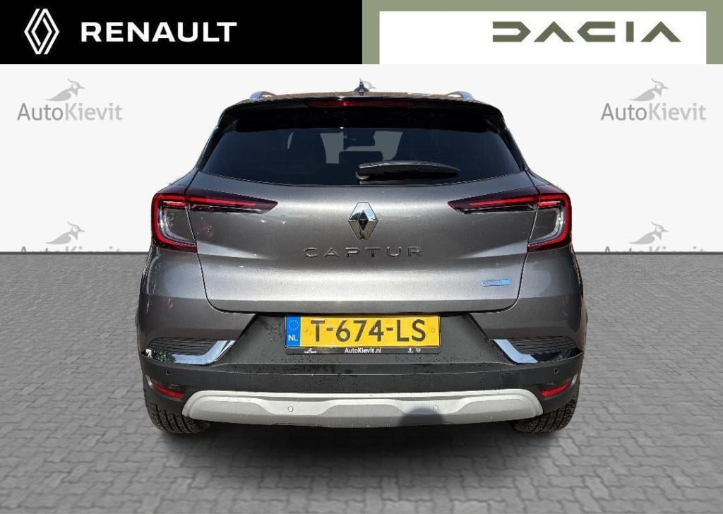 Renault Captur 1.6 e-tech hybrid 145 intens -trekhaak / 18" / dakrails