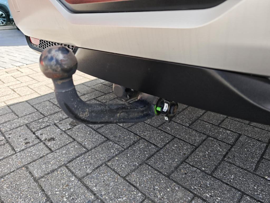 Nissan Qashqai 1.3 mhev xtronic tekna panoramadak + cold pack incl. trekhaa