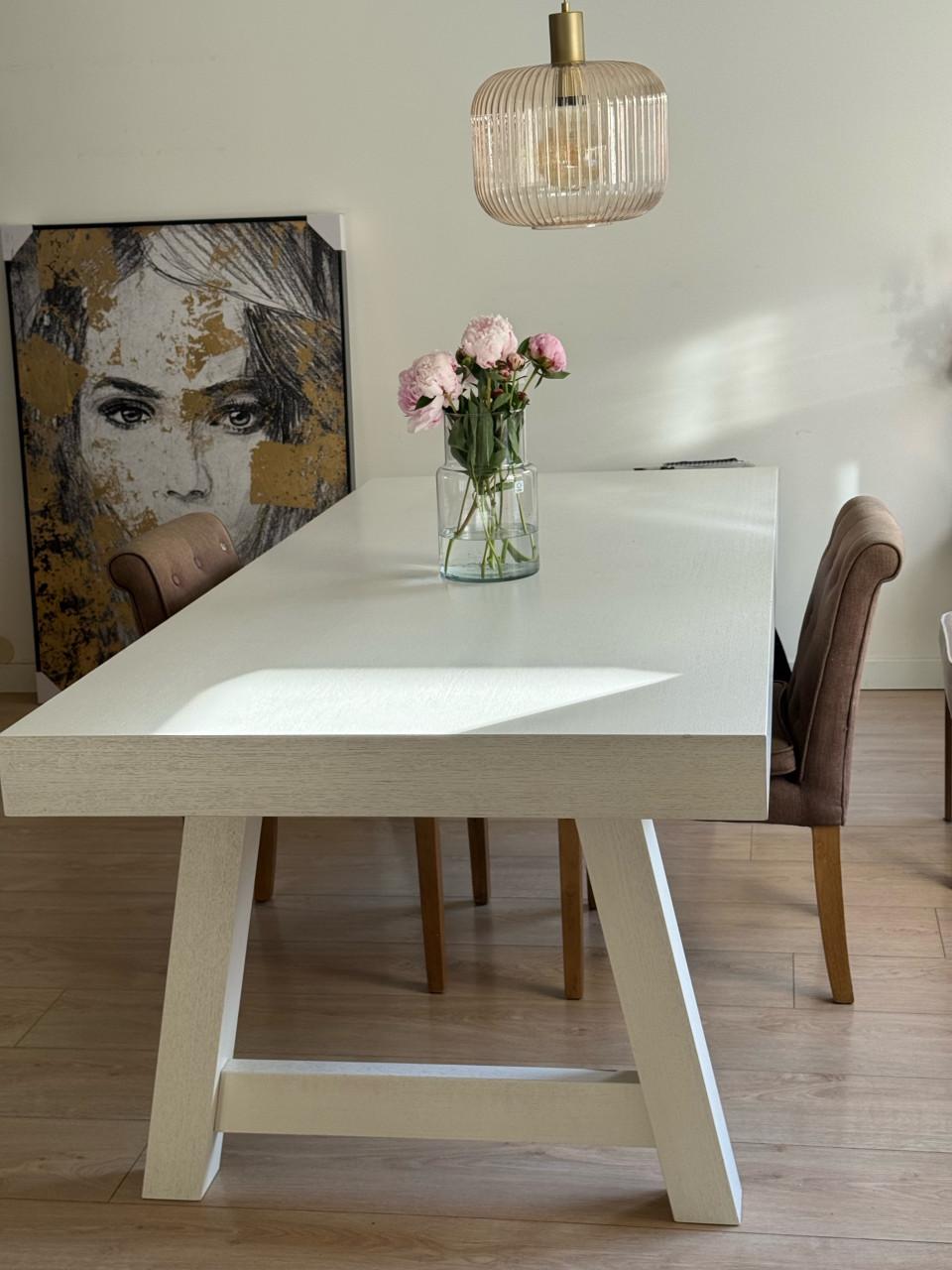 Mooie design moderne eettafel Goossens wonen