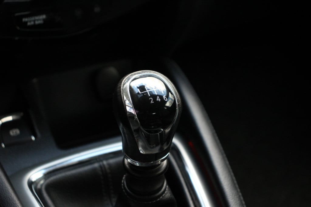 Nissan Qashqai 1.2 tekna | leder | pano. | 360 camera