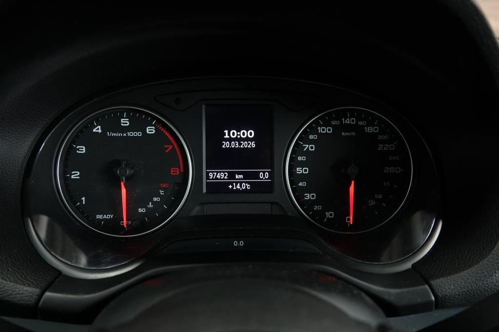 Audi Q2 1.0 tfsi sport | pdc | 19" | driveselect |