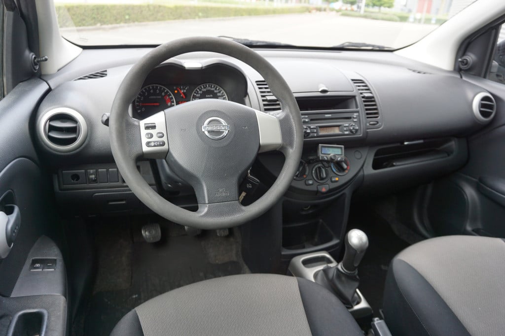Nissan Note 1.4 visia airco / elektr. ramen / trekhaak / nap