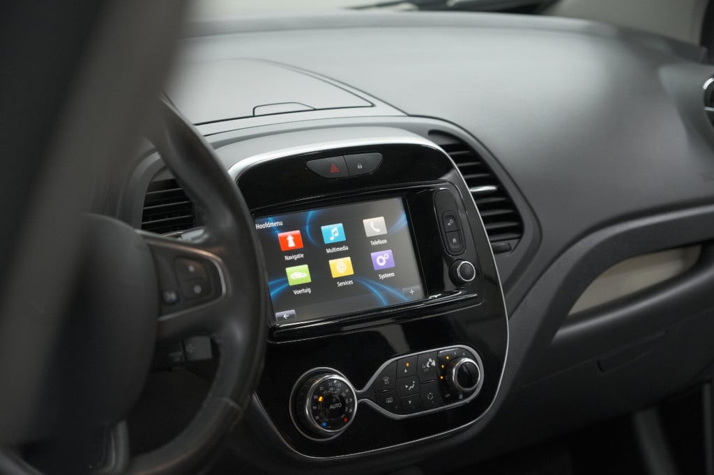 Renault Captur tce 90 intens | camera | navigatie | parkeersensoren | clima