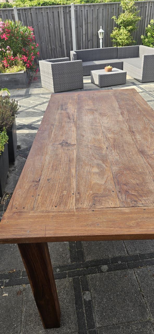 Mooie teakhouten eettafel