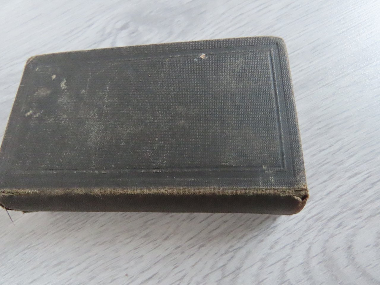 Antiek oud schoolbijbeltje 1884