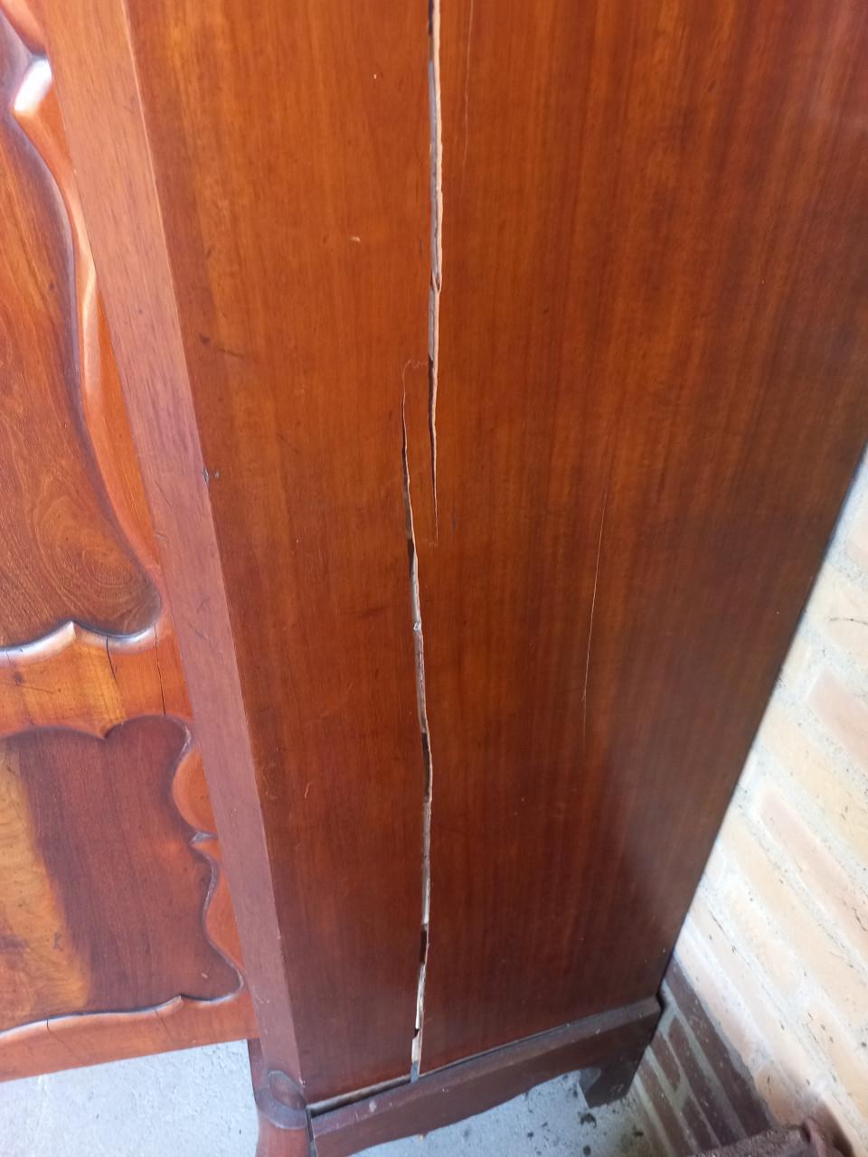 Antieke Biedermeier meidenkast
