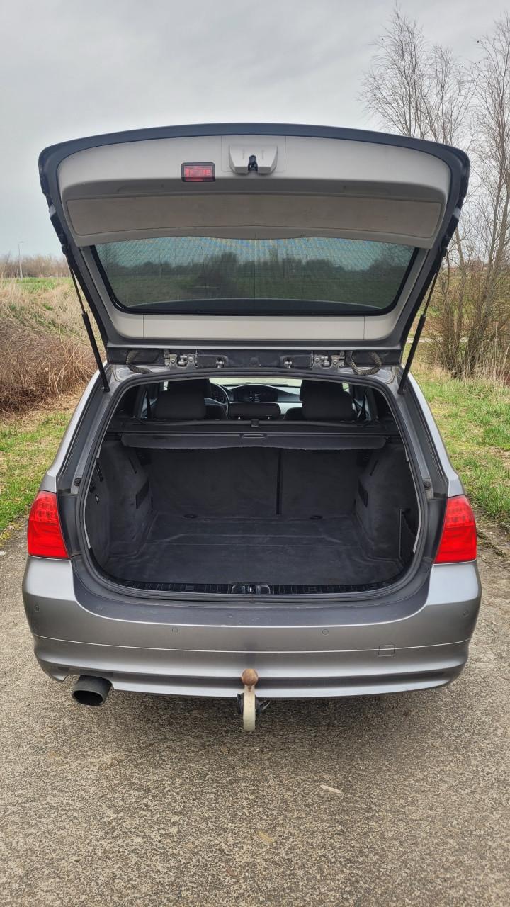 BMW 320i TOURING E91 LCI Bj 2009