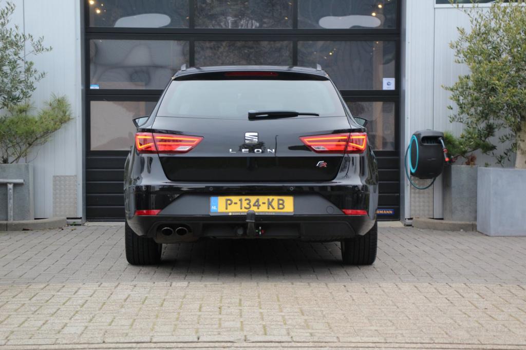 Seat Leon st 1.8 tsi fr business intense - pano - carplay - leder/alcantara