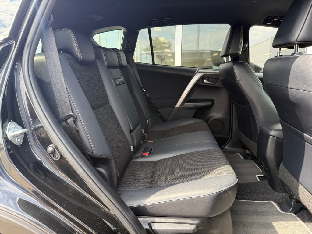 Toyota Rav4 2.5 hybrid style