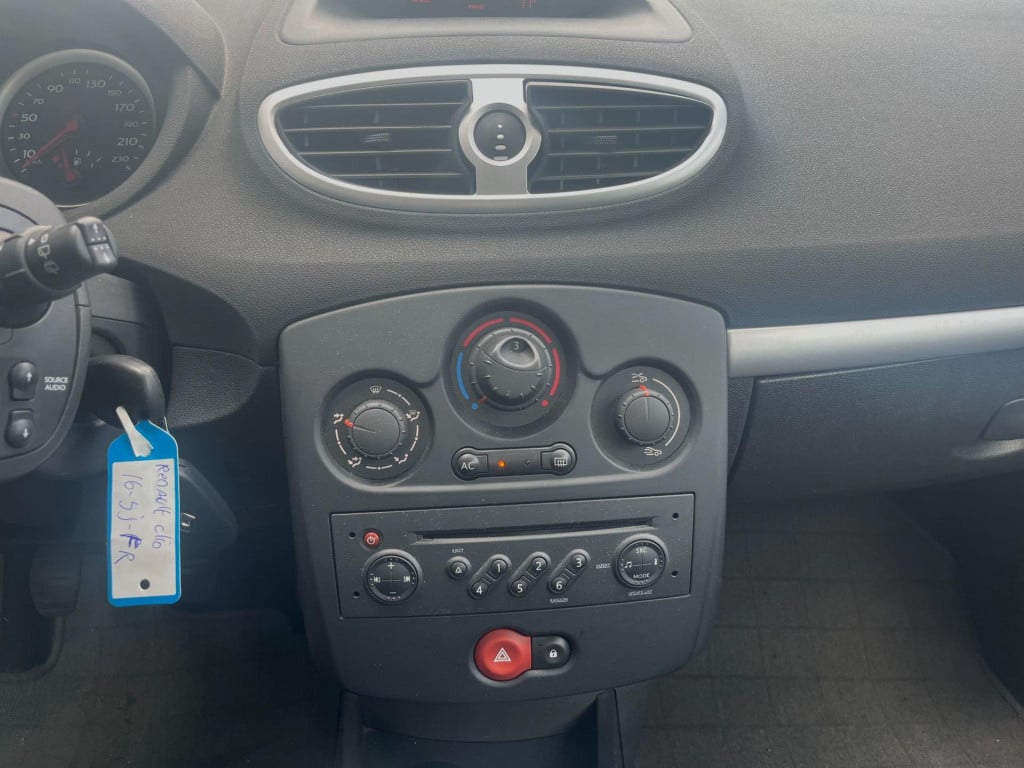 Renault Clio 1.6-16v dynamique luxe | orig. nl | nwe distributie