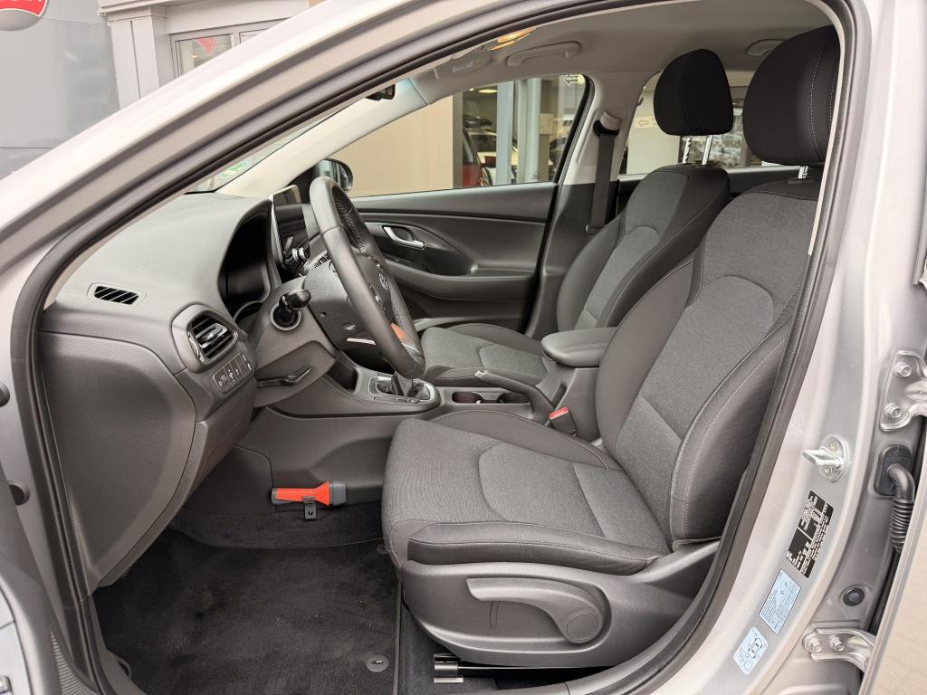 Hyundai I 30 1.0 t-gdi mhev comfort smart | navigatie | lage-km! | carplay 
