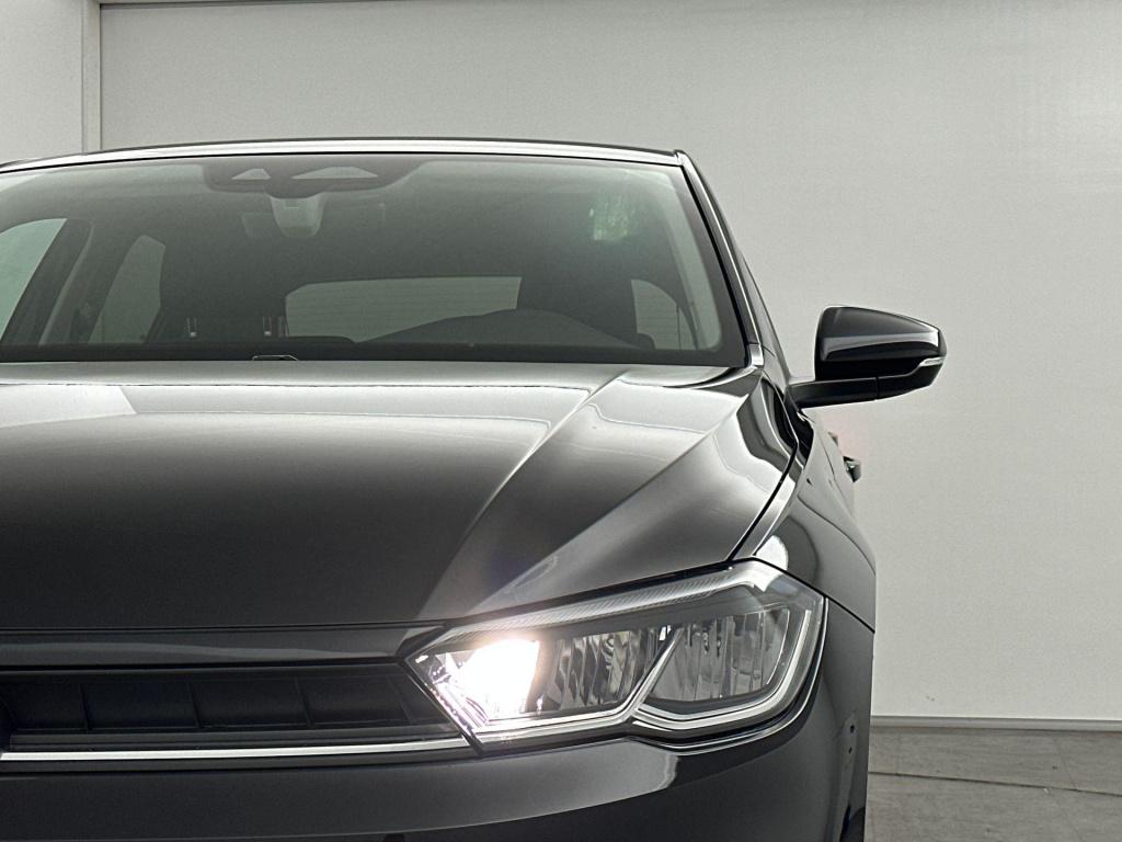 Volkswagen Polo 1.0 tsi life edition