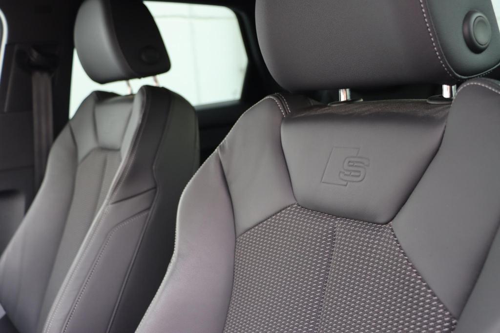 Audi Q3 35 tfsi s edition 150pk s-tronic