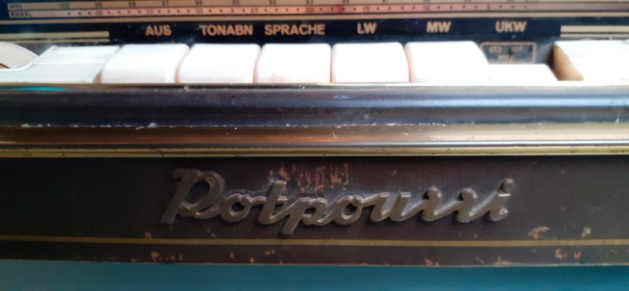 Radio vintage met pick up pepertum ebner merk greatz 428