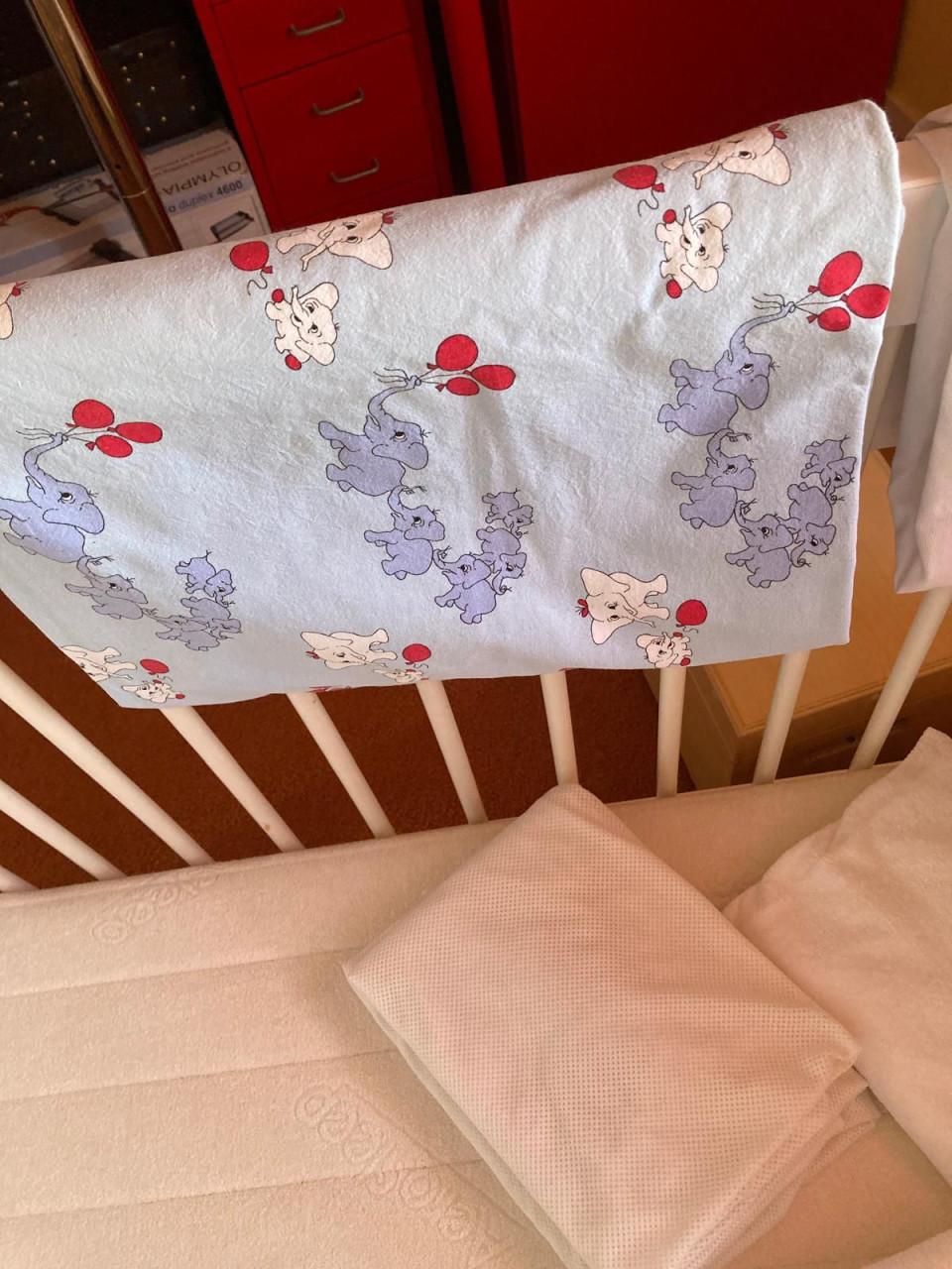 Ledikantje met matras