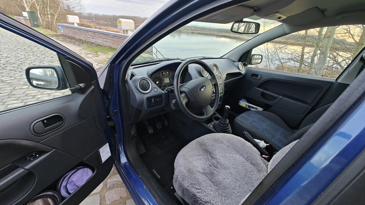 Ford Fiesta - 25000 km - APK tot oktober 2026