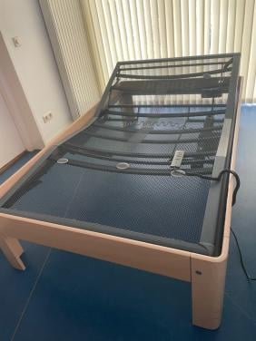 AUPING 2000 ledikant maat 120 x 200 cm  kleur beuken