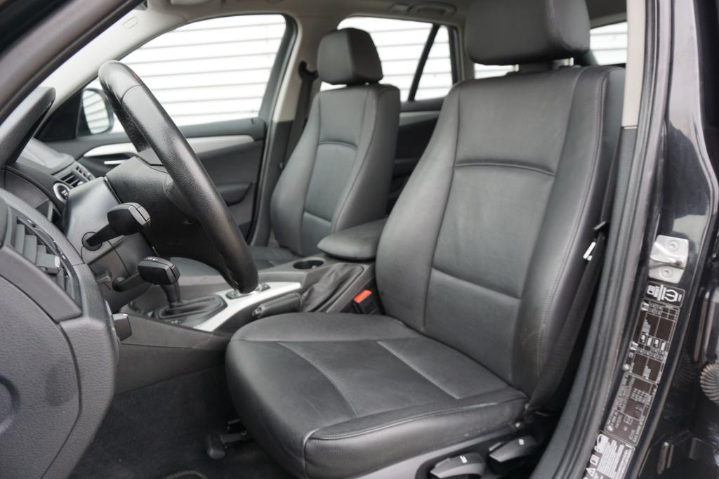 BMW X1 xdrive20d executive automaat - climate / navi / cruise / leder / sto