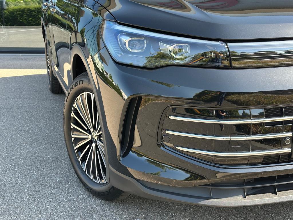 Volkswagen Tiguan 1.5 ehybrid elegance 204pk | trekhaak | camera | head-up 