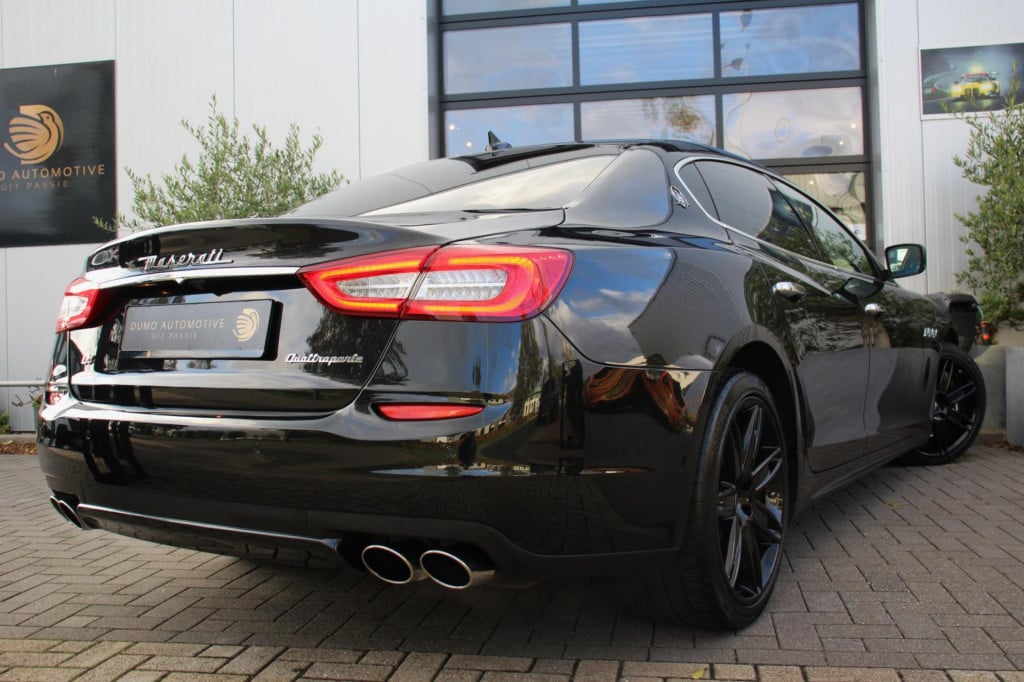 Maserati Quattroporte 3.0 s q4 411pk - leder - flippers - schuifkantel - na