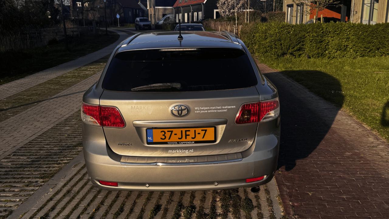 Toyota Avensis Wagon 1.8i Executive Business 2009 Leder Navigatie Camera
