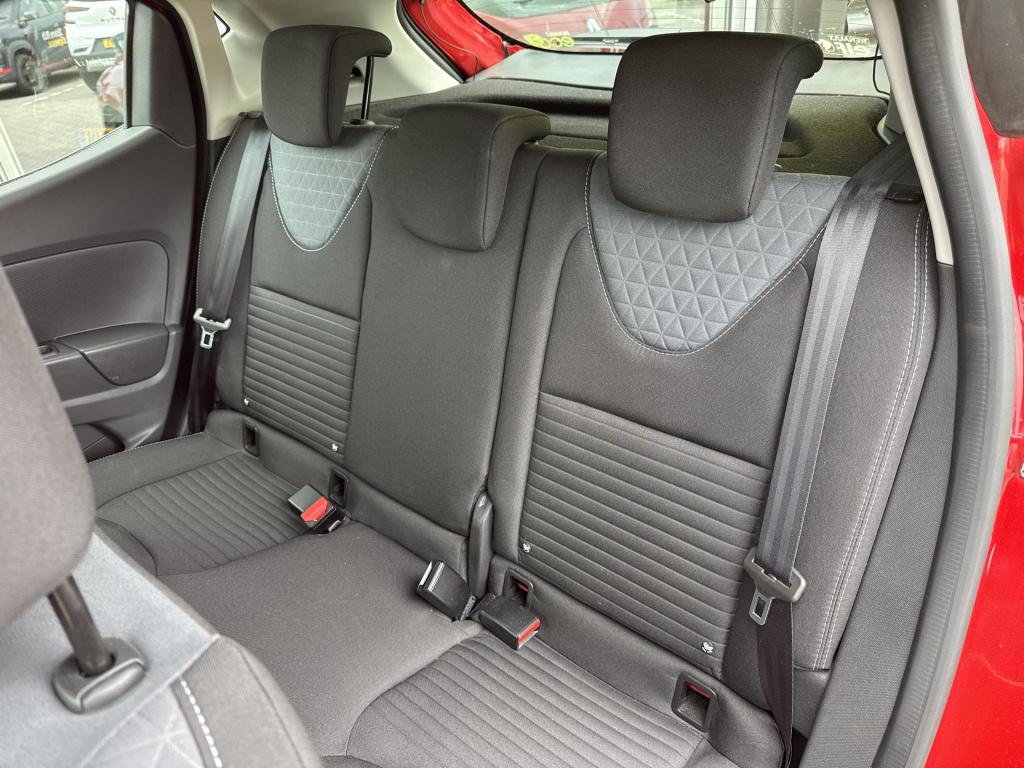 Renault Clio tce 90 dynamique climate control, p-hulp, navigatie, unieke km