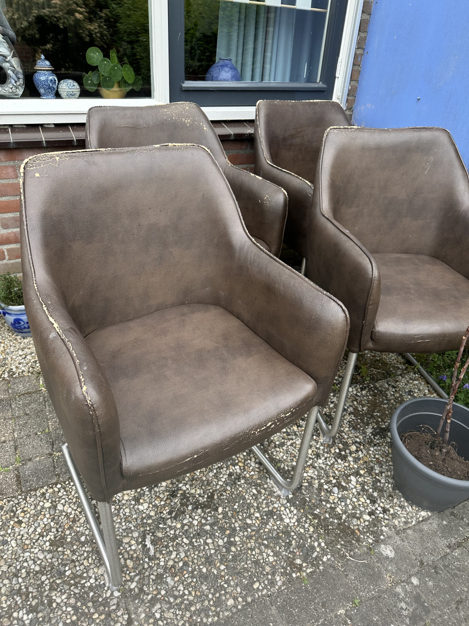 4 eetkamerstoelen - GRATIS OPHALEN