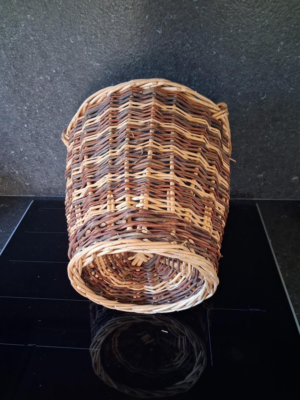 Rieten mand 30cm hoog, doorsnede 36 cm